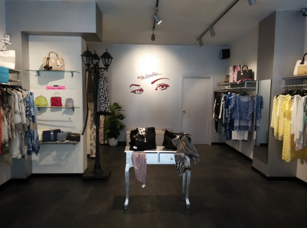 ropa moda complementos vestidos bolsos blusas barcelona